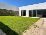 SE VENDE CASA ESTILO CONTEMPORANEO CAMPOS ELISEOS UN PISO