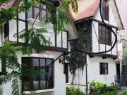 Se VENDE CASA estilo TUDOR en Bosques de las Lomas,...