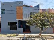 2025SE VENDE CASA EXCELENTE UBICACIÓN!Batallón de San...