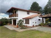 Se vende Casa Finca en Marinilla cerca a Rionegro Carmen...