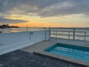 Se Vende Casa Frente al Mar en Ballenita