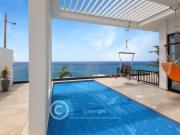 Se Vende Casa Frente al Mar en Manta