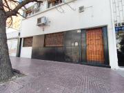 SE VENDE CASA GENERAL PAZ 2 DORMITORIO Y PATIO EXCELENTE...