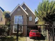 Se vende Casa Huechuraba, sector Berta Correa