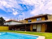 Se vende Casa Huechuraba, Sector El Carmen