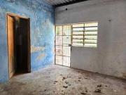 SE VENDE CASA IDEAL PARA REMODELAR, EN EL CENTRO DE...