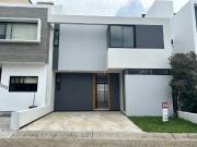 SE VENDE CASA LOS ALMENDROS RESIDENCIAL $6,695,000.00...