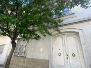 SE VENDE CASA / LOTE EN ALMAGRO