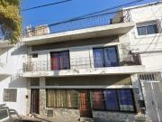 SE VENDE CASA MAS DEPARTEMENTO EN B° PUEYRREDON