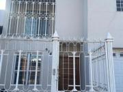 SE VENDE CASA MUY BONITA EN RESIDENCIAL UNIVERSIDAD...