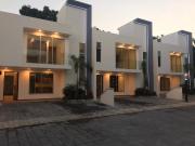 Se vende Casa NUeva de tres recamaras, alberca y 2...