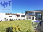 Se Vende Casa Nueva en Fraccionamiento con Vigilancia...