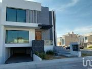 Se vende casa nueva en Mina Calicanto, Zona Plateada,...