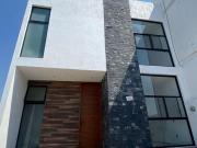 Se vende casa nueva en Senderos de Monteverde, Tlajomulco