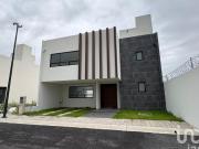 Se vende casa nueva moderna en Privada Residencial...