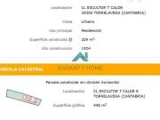 Se vende casa pareada con terreno en Torrelavega