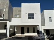 Se vende casa por el Reliz