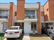 SE VENDE CASA PPEREIRA