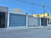 SE VENDE CASA REMODELADA COMPLETAMENTE PARA OFICINA COL...