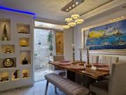 SE VENDE CASA REMODELADA EN MIRAMAR