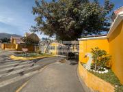 SE VENDE CASA SEMI AMOBLADA EN CONDOMINIO DELFOS