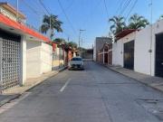 SE VENDE CASA SOLA CON 4 HABITACIONES COL OTILIO MONTAÑO...