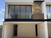 SE VENDE CASA TIPO TOWN HOUSE EN PRIVADA, CHOLUL, ZONA...