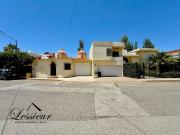 SE VENDE CASA UBICADA EN CALLE MANANTIAL