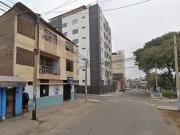 SE VENDE CASA UBICADA EN ESQUINA FRENTE A PARQUE