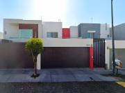 SE VENDE CASA UBICADA EN RESIDENCIAL ESMERALDA