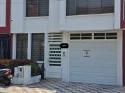 SE VENDE CASA UNIFAMILIAR CONJUNTO EL HOBO CERCA A UNICENTRO