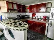 SE VENDE CASA UNIFAMILIAR DE 3 PISOS