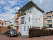 SE VENDE CASA UNIFAMILIAR EN CHIA EL CAIRO....