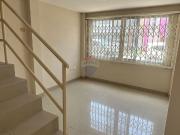 Se vende casa urb castilla