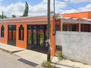 SE VENDE CASA/C. 16 109, Chuburná de Hidalgo, 97205...