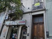 Se vende casona importante con local en B Gral Paz!