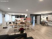 SE VENDE CHALET ADOSADO EN URBANIZACIÓN REFORMADO Y LUMINOSO