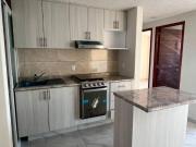 Se vende departamento a media calle de Pilares