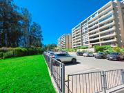 SE VENDE DEPARTAMENTO CON PATIO PRIVADO EN CONDOMINIO...