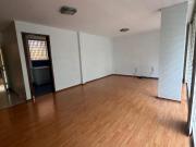 Se vende Depto. a una calle del Parque de los Venados