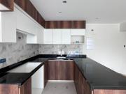 SE VENDE DPTO 190M2 EN SURCO CON 2 COCHERAS