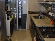 SE VENDE DPTO 4 AMBIENTES CON DEPENDENCIA Y COCHERA EN...