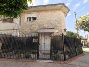 SE VENDE DUPLEX 5 AMB. 4 HAB. GARAGE. OLIVOS GOLF