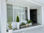 Se Vende Dúplex Cerca del Mar en Ciudad del Mar Manta