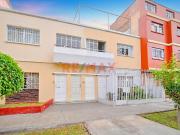 Se Vende Dúplex Con Ingreso Independiente En Urb. Santa...