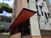 Se vende Edificio Comercial incluye 20 oficinas en El...