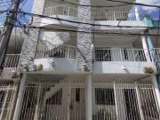 Se vende edificio de 3 pisos zona residencial Santa...