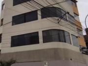 VENDO EDIFICIO DE OFICINAS EN LA PERLA. FRENTE A PARQUE...
