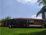 SE VENDE ESPECTACULAR CASA CAMPESTRE CERRITOS