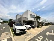 SE VENDE ESPECTACULAR CASA ESQUINERA EN JAMUNDI